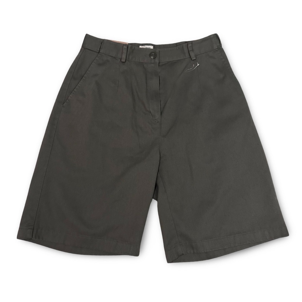 L.L. Bean Olive Green Wrinkle-Free Bayside Shorts Size 8